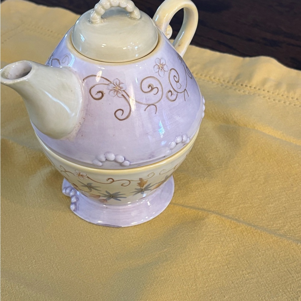 Elegant Cream and Lavender Teapot